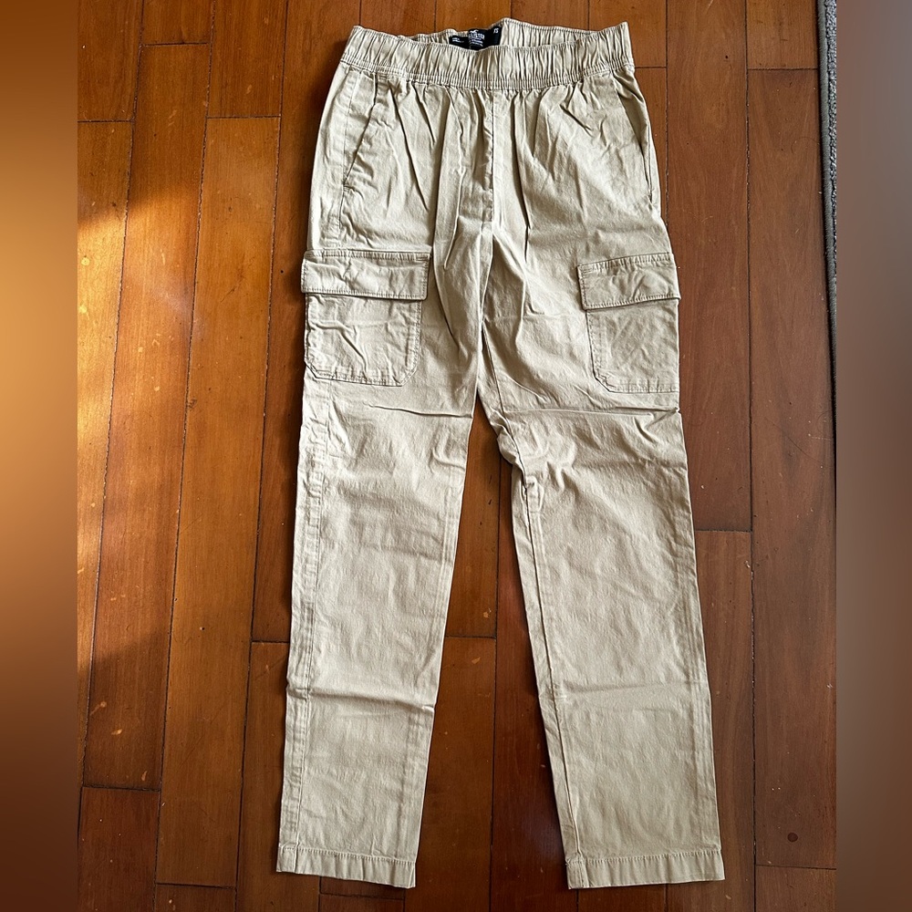 Khaki Hollister Cargo Pants